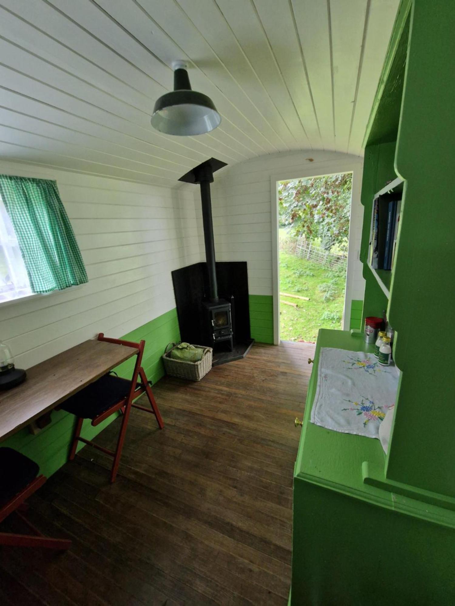 The Delkin Shepherds Huts คาสเซิลโคมบ์ ภายนอก รูปภาพ